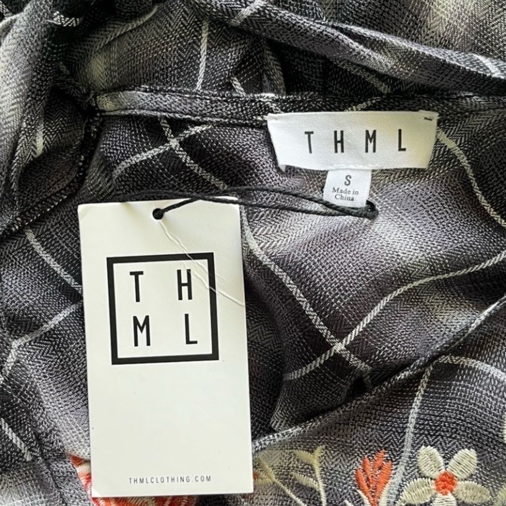 THML Anthropologie plaid pattern floral embroidered short butterfly sleeves top - Picture 6 of 8